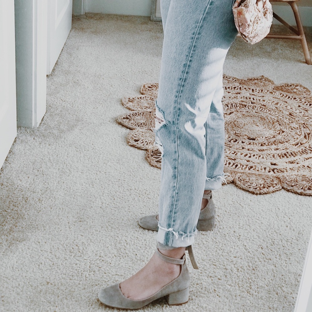 STEVE MADDEN: STRAPPY HEEL
